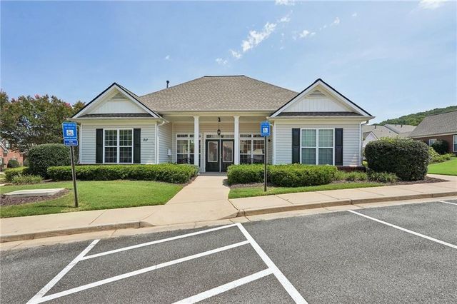 428 Brookes Walk, Woodstock, GA 30188