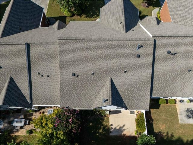 428 Brookes Walk, Woodstock, GA 30188
