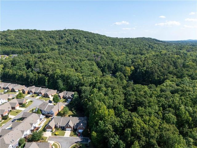 428 Brookes Walk, Woodstock, GA 30188