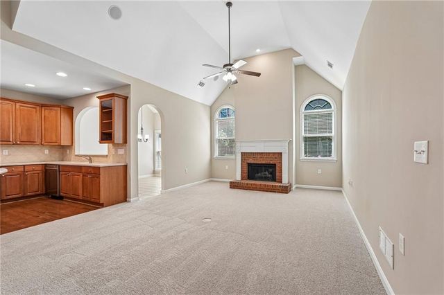 428 Brookes Walk, Woodstock, GA 30188