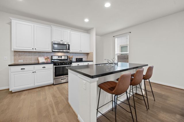 5858 Urbano BND, Round Rock, TX 78665