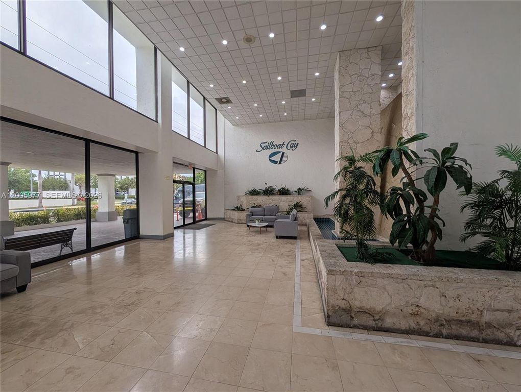 13499 Biscayne Boulevard 809, North Miami, FL 33181