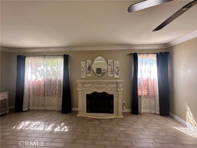 11548 Oak Street, Apple Valley, CA 92308