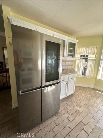 11548 Oak Street, Apple Valley, CA 92308