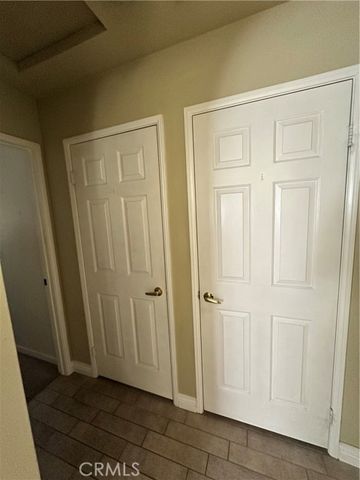 11548 Oak Street, Apple Valley, CA 92308