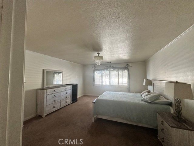 11548 Oak Street, Apple Valley, CA 92308