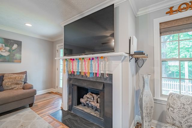 120 Woodridge Dr, Tullahoma, TN 37388