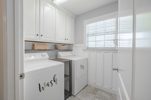 120 Woodridge Dr, Tullahoma, TN 37388