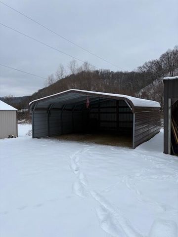 20497 Hady Lane, Gays Mills, WI 54631