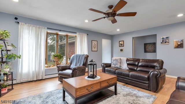 29 Cornell St, Woodbridge Twp., NJ 07001