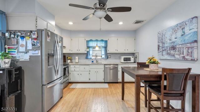 29 Cornell St, Woodbridge Twp., NJ 07001