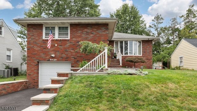 29 Cornell St, Woodbridge Twp., NJ 07001