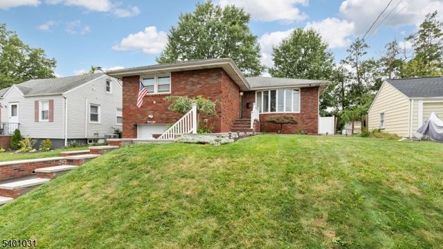 29 Cornell St, Woodbridge Twp., NJ 07001