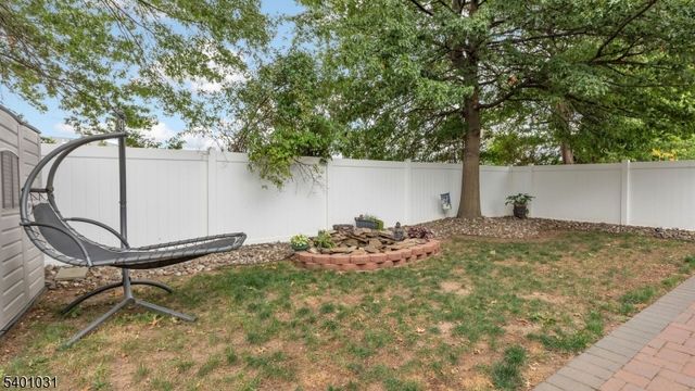 29 Cornell St, Woodbridge Twp., NJ 07001