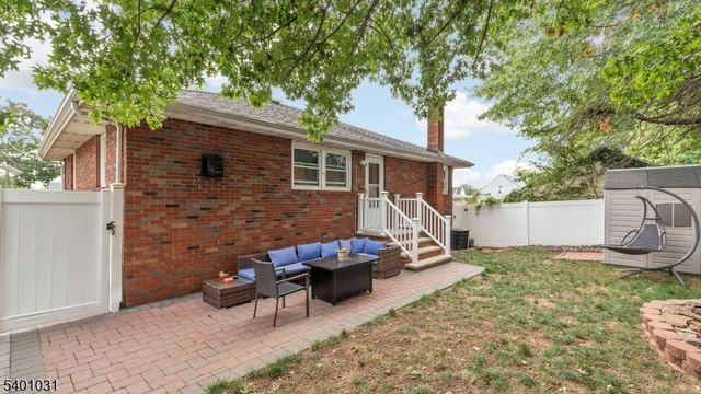 29 Cornell St, Woodbridge Twp., NJ 07001