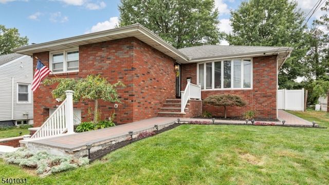 29 Cornell St, Woodbridge Twp., NJ 07001