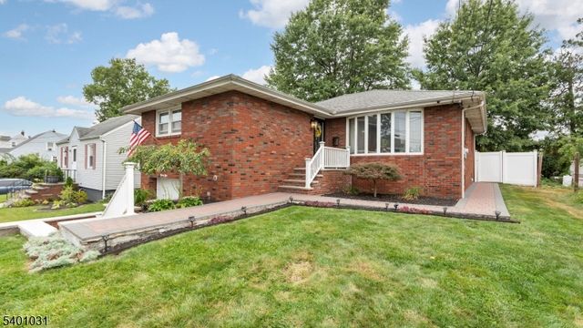 29 Cornell St, Woodbridge Twp., NJ 07001