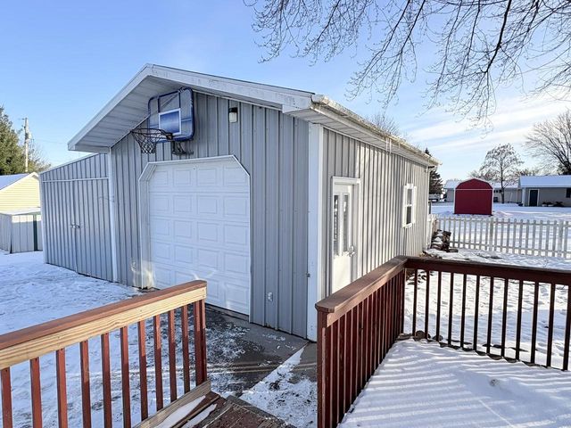 8231 MAPLE STREET, Pittsville, WI 54466