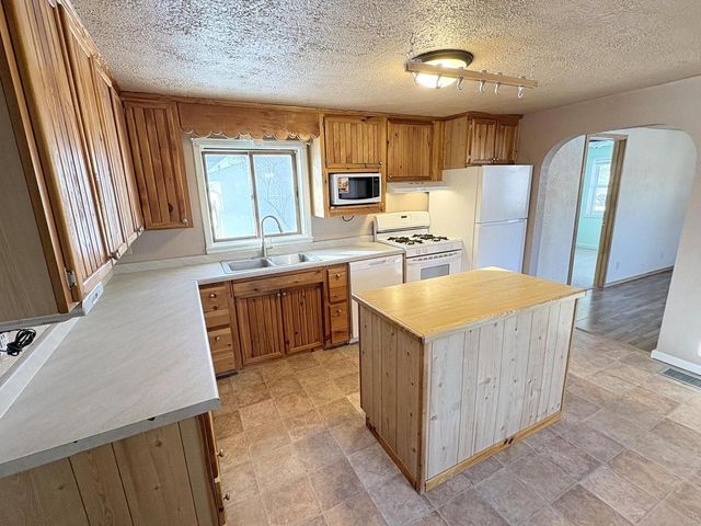 8231 MAPLE STREET, Pittsville, WI 54466