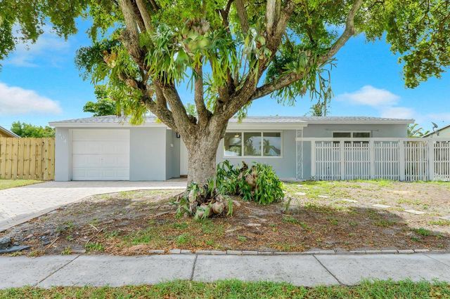 1404 SW 1ST Avenue, Deerfield Beach, FL 33441
