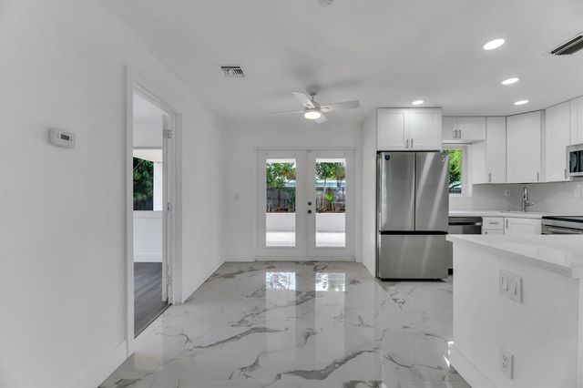 1404 SW 1ST Avenue, Deerfield Beach, FL 33441
