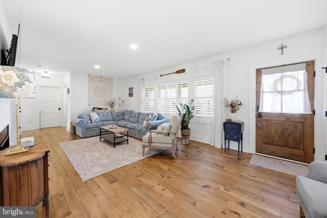 312 N HUNTINGTON AVE, Margate City, NJ 08402