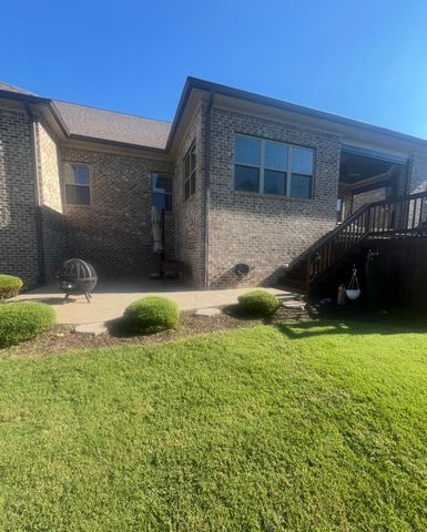 1006 Alpaca DR, Spring Hill, TN 37174