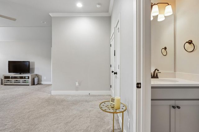 1006 Alpaca DR, Spring Hill, TN 37174