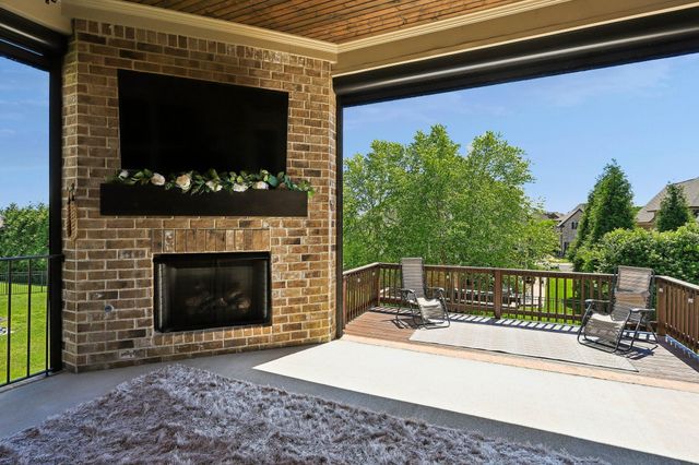 1006 Alpaca DR, Spring Hill, TN 37174
