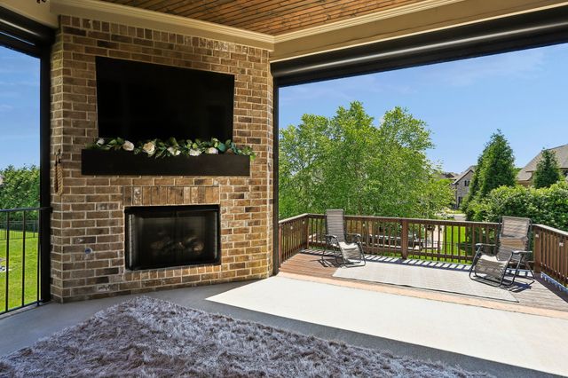 1006 Alpaca DR, Spring Hill, TN 37174
