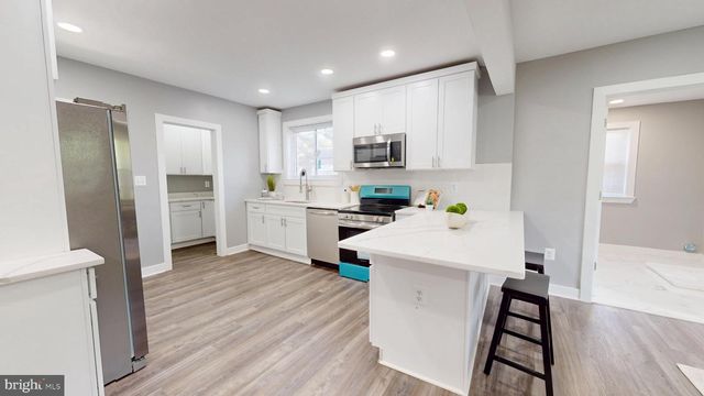 5728 CLOVER RD, Baltimore, MD 21215