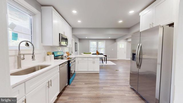 5728 CLOVER RD, Baltimore, MD 21215
