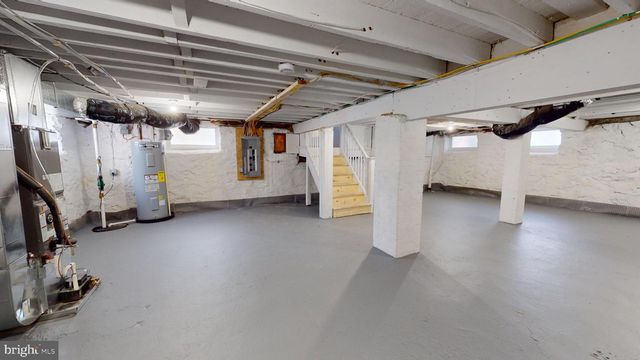 5728 CLOVER RD, Baltimore, MD 21215