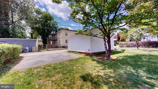 5728 CLOVER RD, Baltimore, MD 21215
