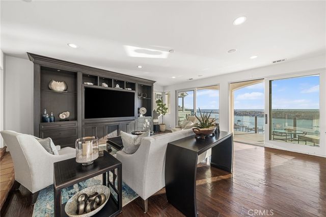 2301 Pacific Drive, Corona Del Mar, CA 92625
