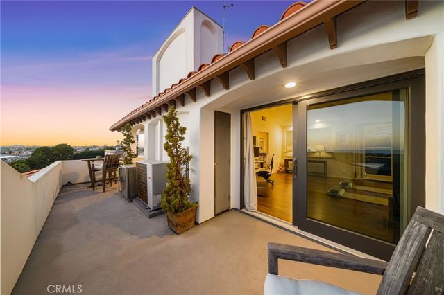 2301 Pacific Drive, Corona Del Mar, CA 92625