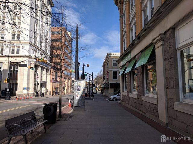 385 GEORGE Street 3B, New Brunswick, NJ 08846