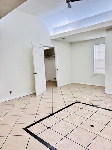 7618 Linden Street, Houston, TX 77012