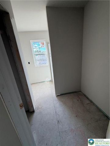 1720 Williams, Hellertown Boro, PA 18055