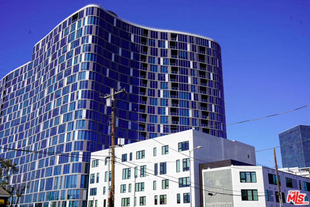 2801 Sunset Place 1009, Los Angeles, CA 90005