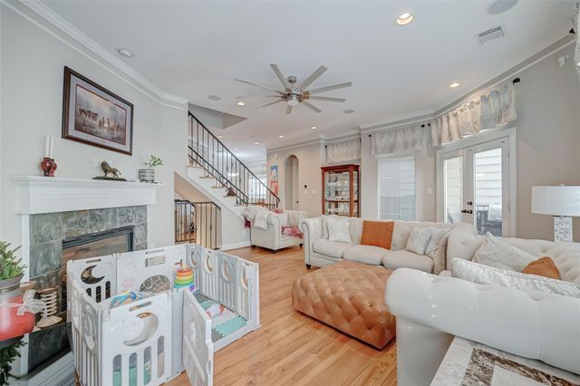 410 Fowler Street, Houston, TX 77007