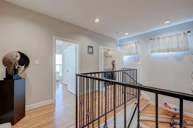 410 Fowler Street, Houston, TX 77007