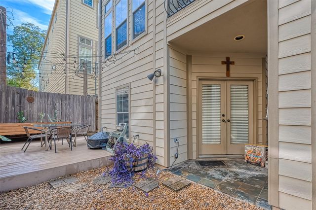 410 Fowler Street, Houston, TX 77007