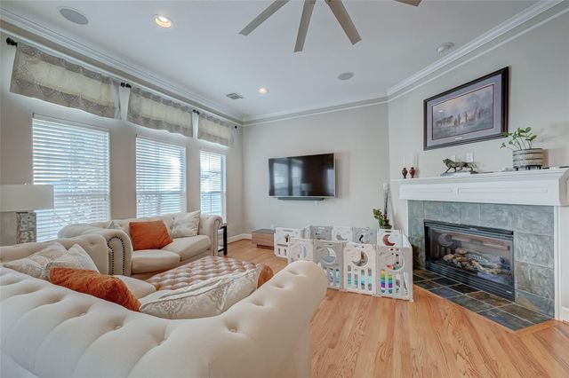 410 Fowler Street, Houston, TX 77007