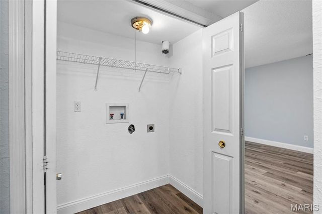 1968 Greenglen Drive 101, Kirkwood, MO 63122