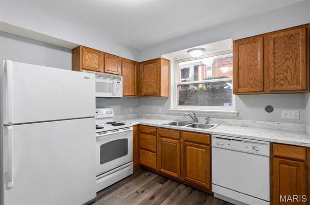 1968 Greenglen Drive 101, Kirkwood, MO 63122