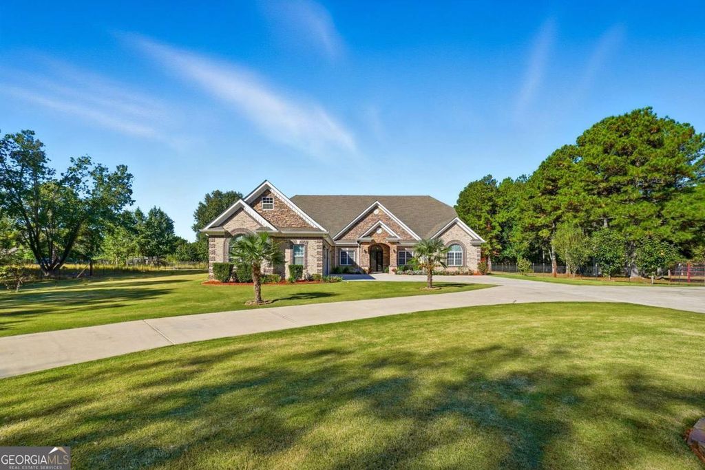 100 Marshas Vineyard, Hampton, GA 30228