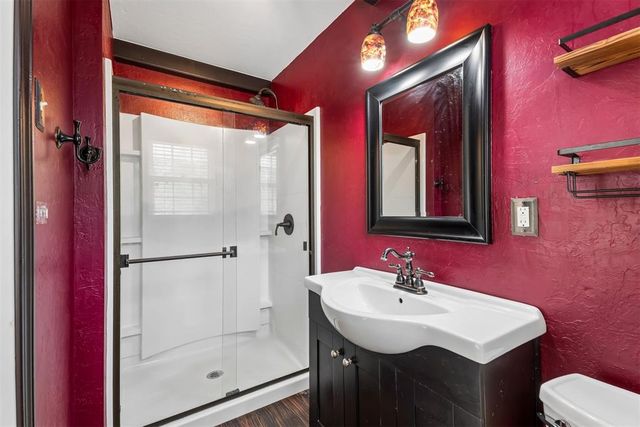 9816 Chesterton Place, The Village, OK 73120