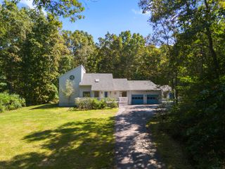 362 Lantern Hill Road, Stonington, CT 06355
