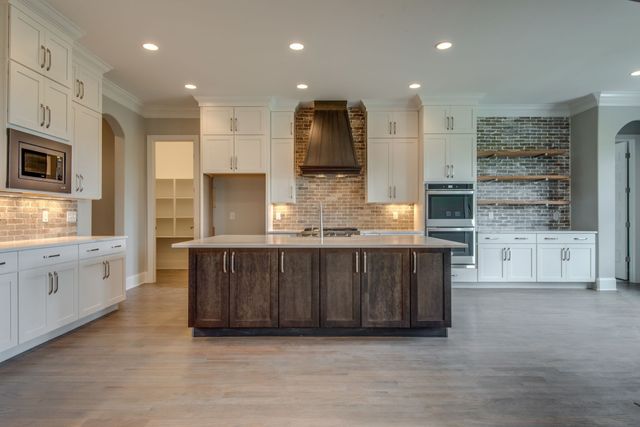 6 Elissa Place, Hendersonville, TN 37075